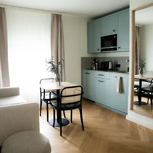 Aparthotel New Opening! Digital Check-in - Park By Charly, Lübeck